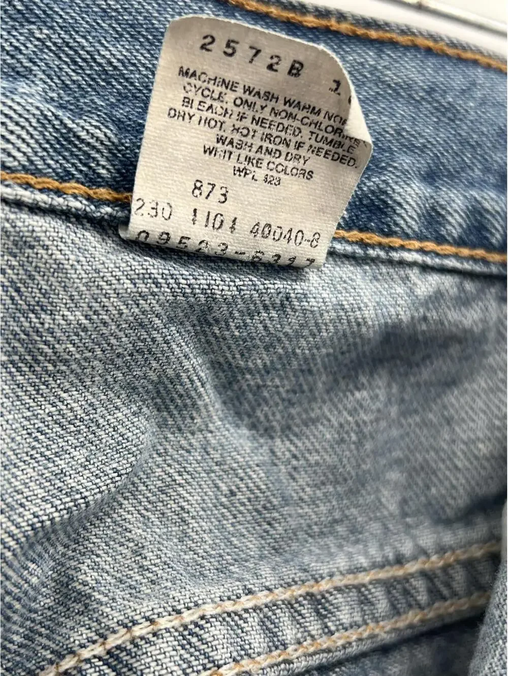 Levi's Men's‎ Blue Denim Jeans Size 25 Classic Fit Durable Cotton